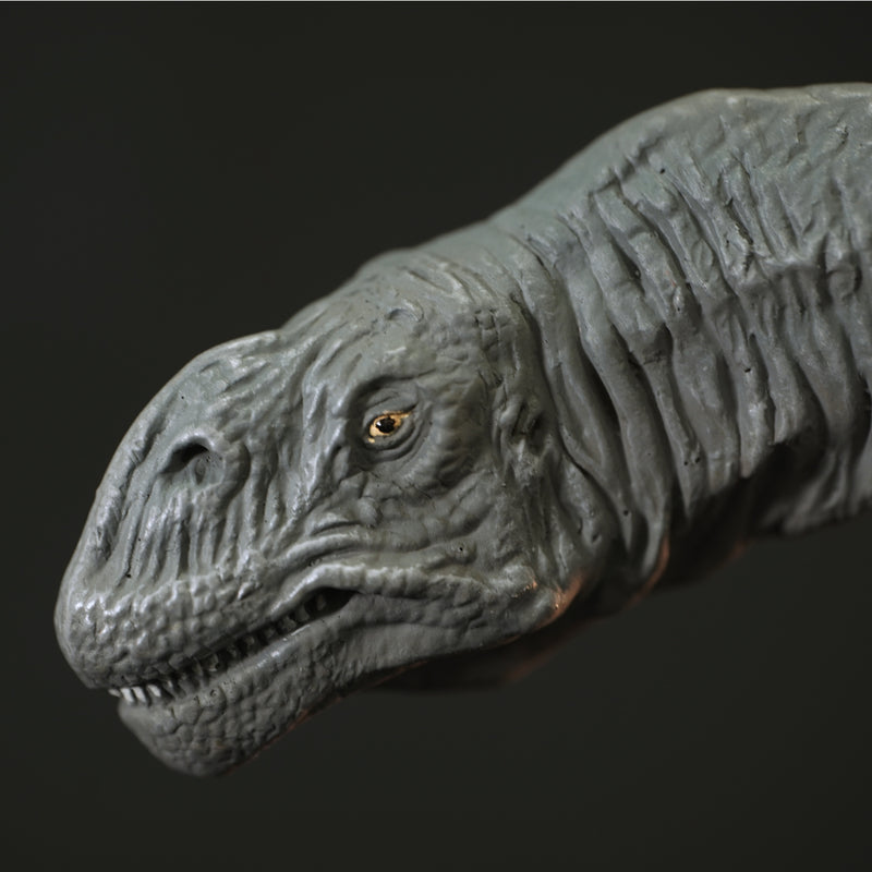 【Pre-Order】ソフトビニール製組み立てキット カマラサウルス ミドル ソフビキット復刻版《NANKOKU FACTORY/海洋堂高知》全高約225mm