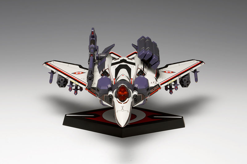 【Pre-Order★SALE】"Macross F: Labyrinth of Time" VF-171EX Armored Nightmare Plus [Alto machine] <WAVE>