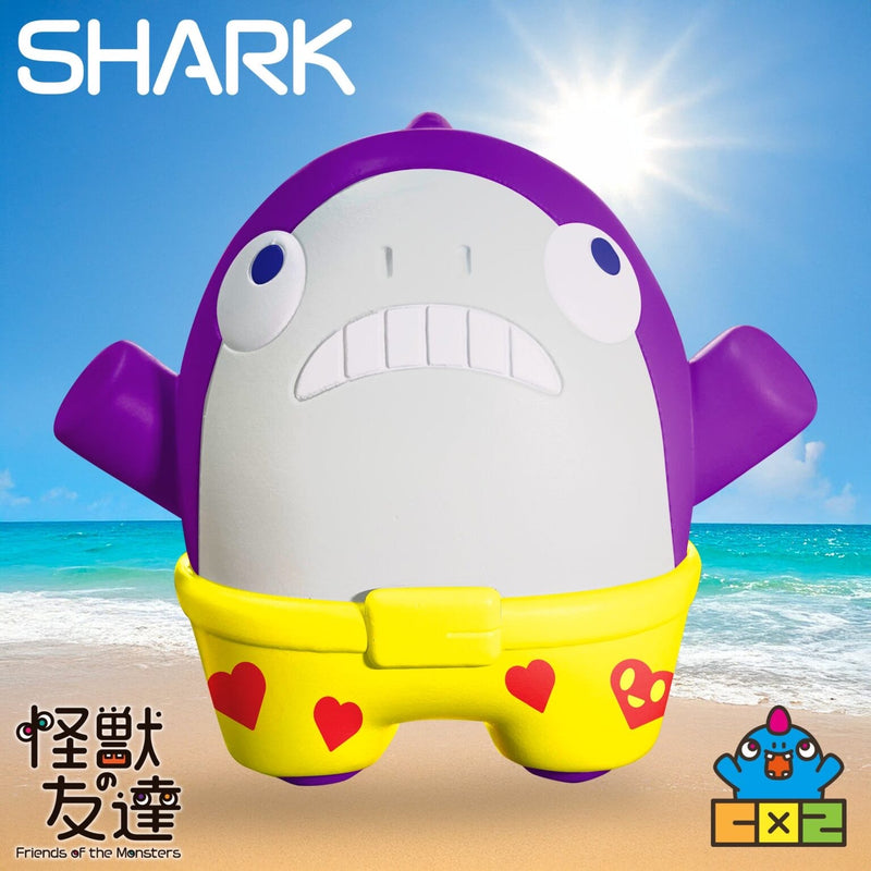 CO2 SHARK (黄色爱心短裤)  软胶模型　【Sofubi Aquarium】