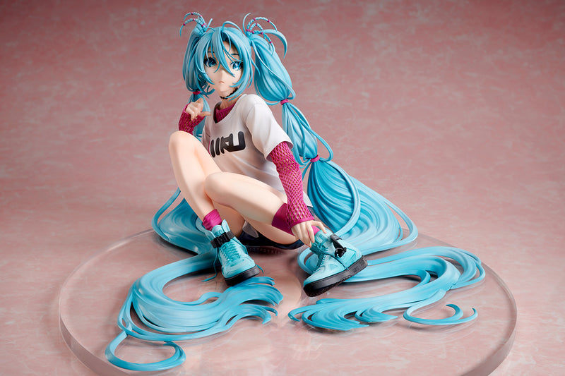 【Pre-Order】初音ミク×米山舞 The Latest Street Style "Cute"　1/4スケール