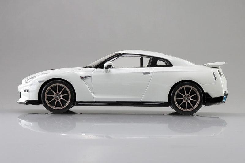 【Pre-Order】楽プラ スナップキット No.03-BW ニッサン R35 NISSAN GT-R 2024(ブリリアントホワイトパール) プラモデル 《アオシマ》【※同梱不可】