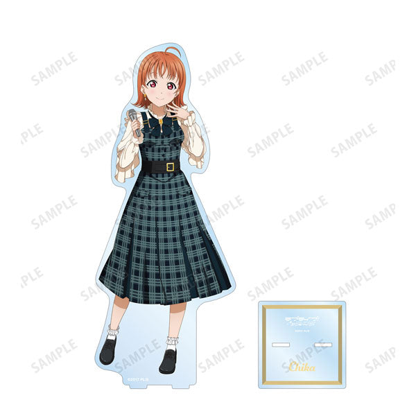 【Pre-Order】ラブライブ！サンシャイン！！ 描き下ろし 高海千歌 チェックワンピース衣装ver. 特大アクリルスタンド《アルマビアンカ》【※同梱不可】