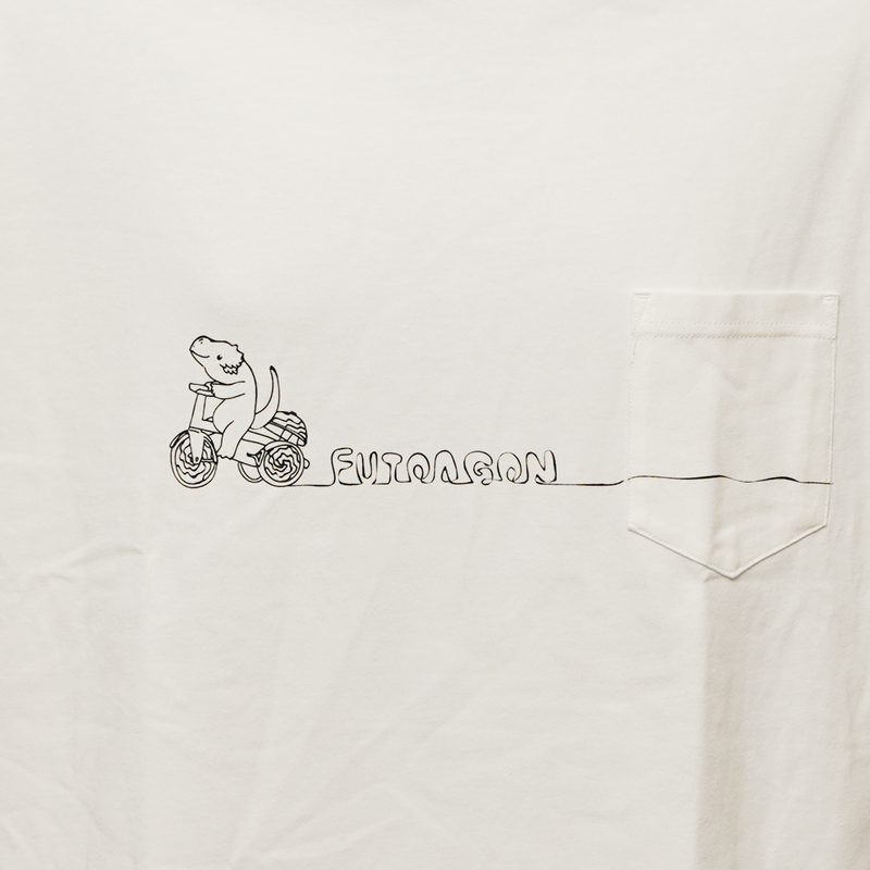 Painter net × トイズキング T-BASE限定 フトアゴンTシャツ 三輪車ver. 白 柄